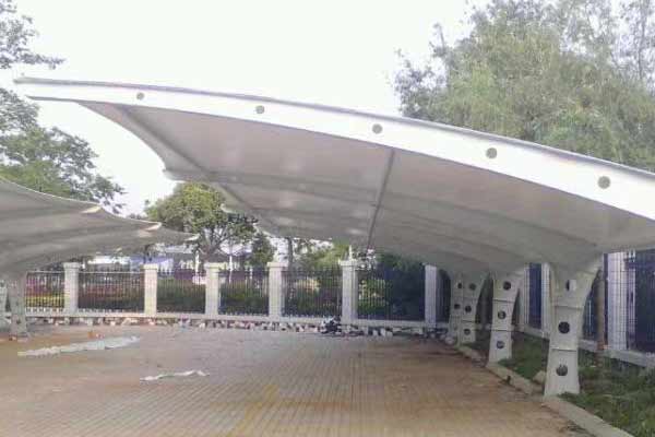 長春膜結(jié)構(gòu)車棚在住宅區(qū)搭建時(shí)有哪些講究？